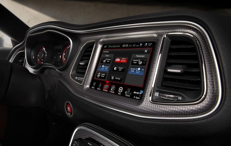  Dodge Challenger SRT 2015 года  (фото 76 из 79)